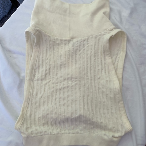 UO Out From Under cream collared seamless crop top size M/L - Picture 4 of 5
